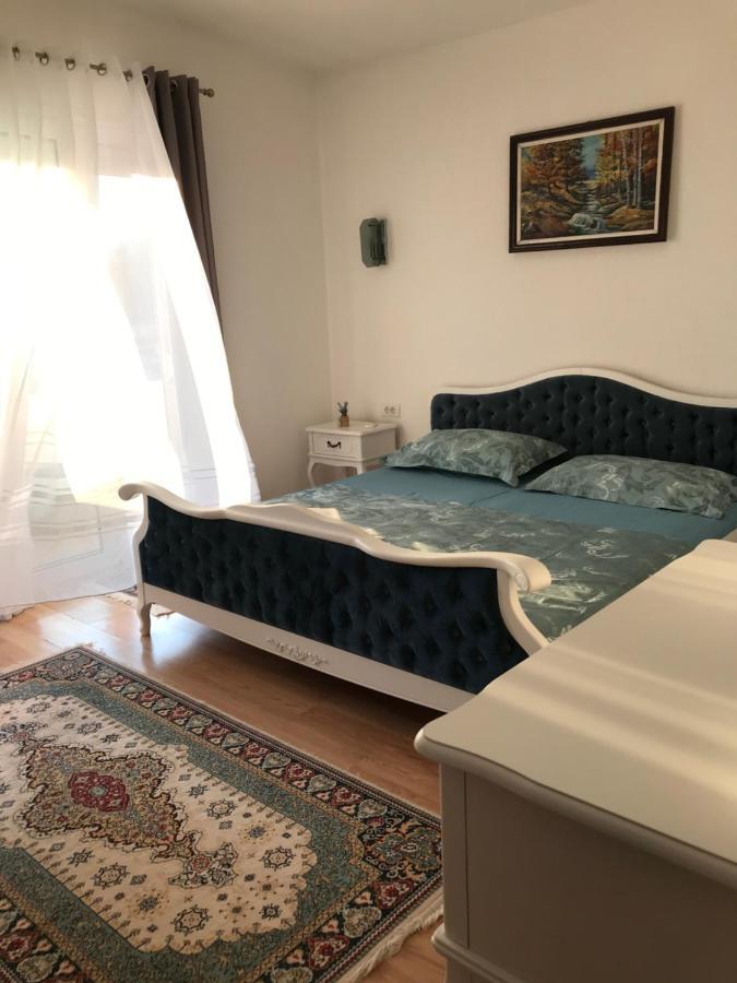 Suka Apartments Ulcinj Exteriör bild