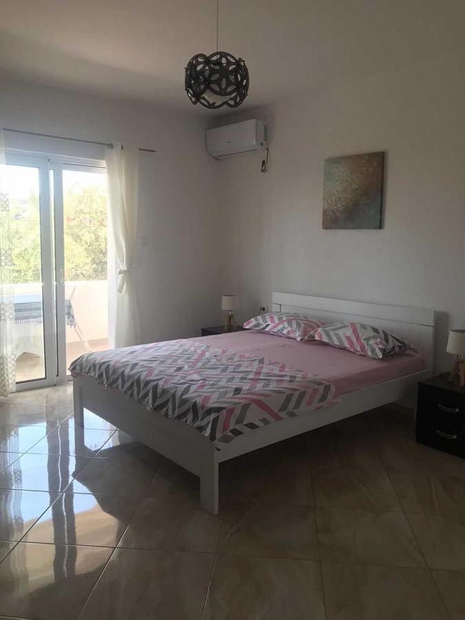 Suka Apartments Ulcinj Exteriör bild